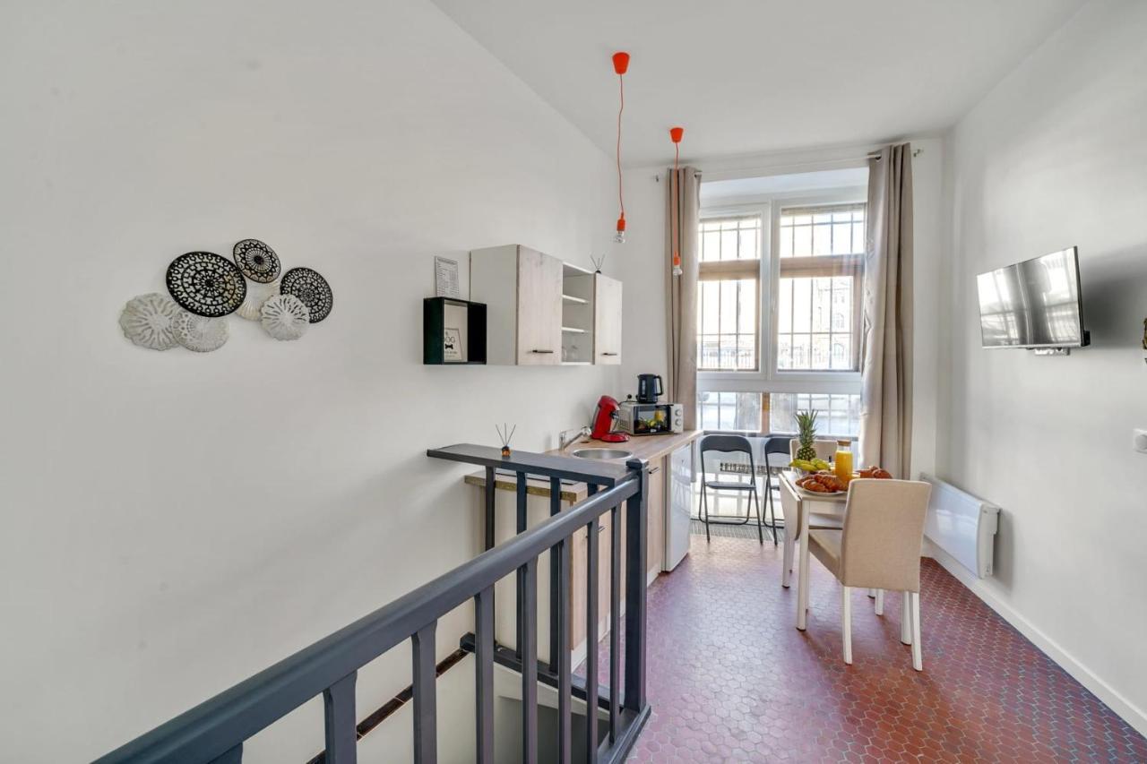 Loft In Heart Of Paris Moulin Rouge Apartment Ngoại thất bức ảnh